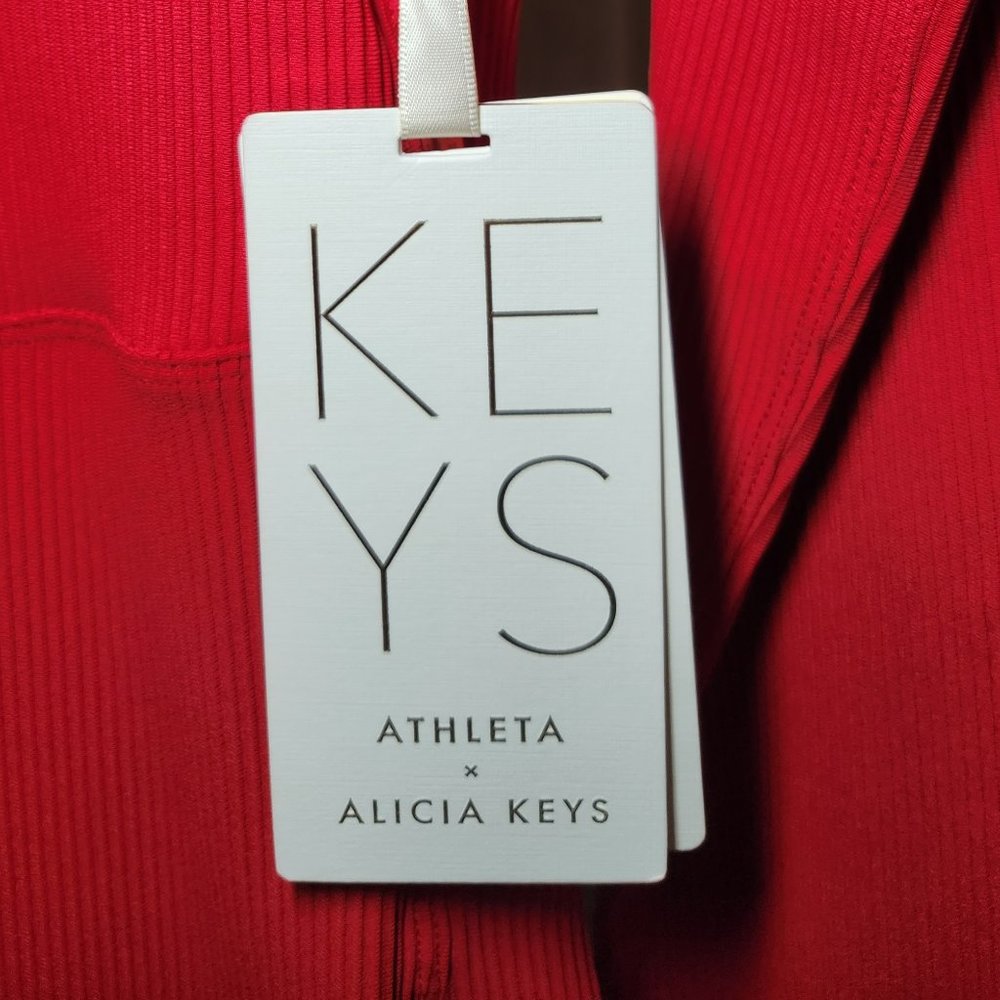 SALE! NWT Athleta Alicia Keys Goddess Bodysuit in Tropical Red - Size M - Picture 4 of 8